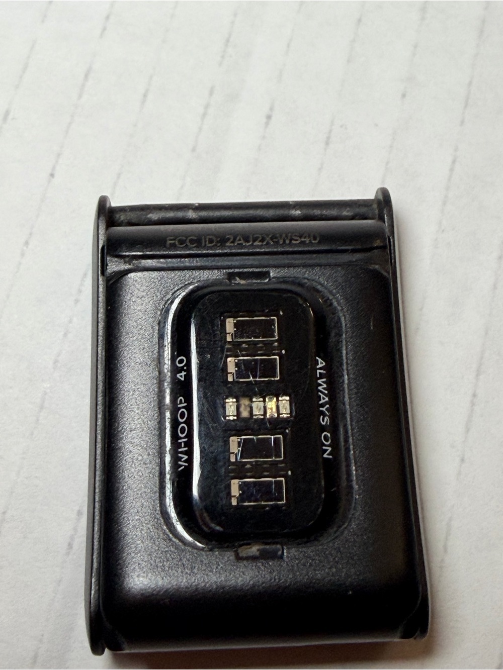 WHOOP 4.0 Activity Tracker Module Always-On Display Black iOS/Android - Picture 7 of 7